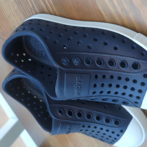 NATIVE - Picture 2 of 9